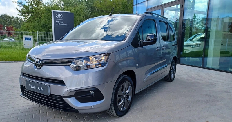 Toyota Proace City Verso cena 135900 przebieg: 11793, rok produkcji 2022 z Kleczew małe 596